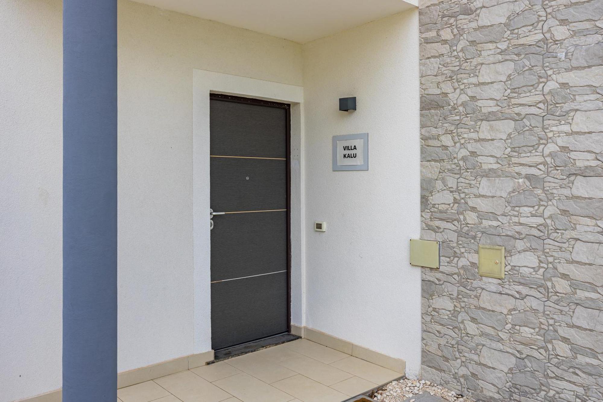 Villa Kalu 1 กรินิตซา ภายนอก รูปภาพ